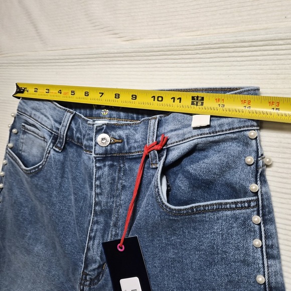 VBRT Pearl Stud High Rise Wide Leg Jeans 11/29 NWT - Picture 7 of 13